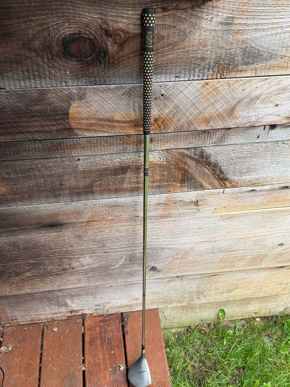 Vintage Golf Club Wood with Apollo Spectre Shaft and Golf Pride Grip